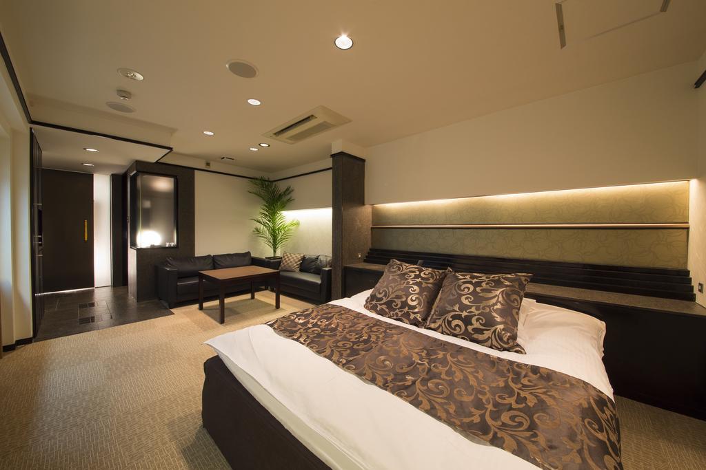 Hotel Beni East (Adults Only) Osaka Room photo